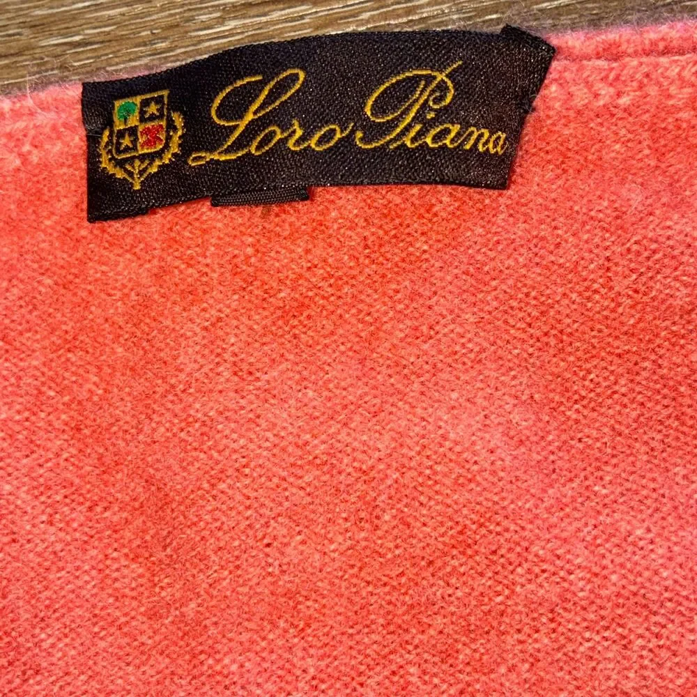 Loro Piana 100% Cashmere Coral Sweater V-Neck Size 40 XS/S
